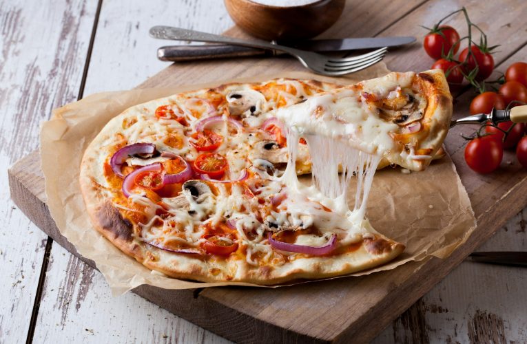 Jamie Oliver sorprende con un insólito ingrediente en su receta de pizza