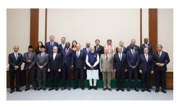 El primer ministro Modi habló con los ministros de Asuntos Exteriores y jefes de Estado de los países BRICS.