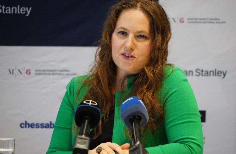 Head of state: Hungary: Prime Minister wants chess star Polgar as new president