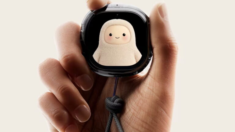 Meta-puts-its-AI-assistant-on-a-keychain.jpg
