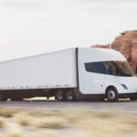 Tesla-begins-serial-deliveries-of-the-Semi.jpeg