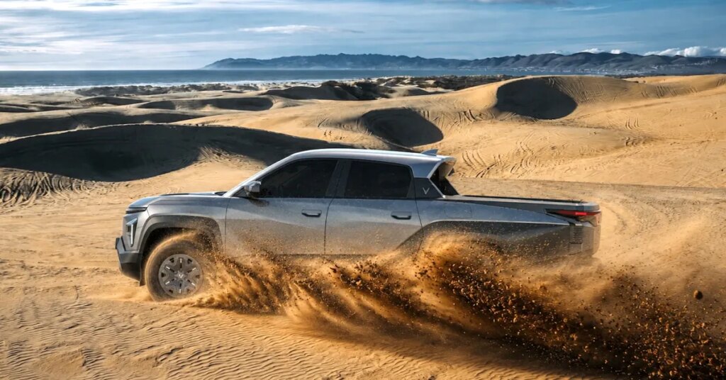 The-trucks-went-crazy-VinFast-launches-VF-Wild-EREV-pickup.jpg