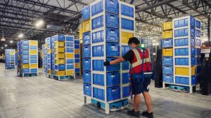 Amazon-has-more-than-1-million-robot-workers-Whats-next.jpg