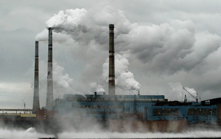 Batteries-help-reduce-emissions-but-how-do-we-reduce-their.jpg