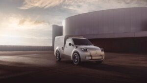 Citroen-reinvents-the-2CV-Fourgonnette-as-a-BEV.jpg
