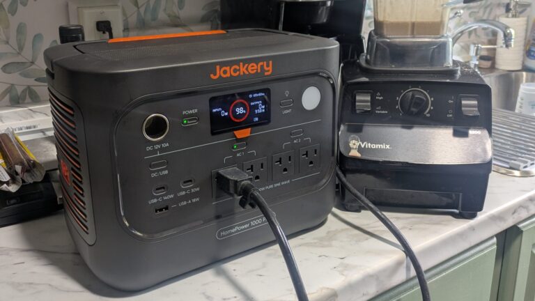 HomePower-1000-Plus-v2-portable-power-put-to-use.jpg