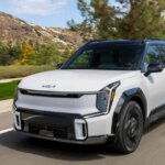 Kia-improves-its-electric-vehicle-offers-with-up-to-10000.jpeg