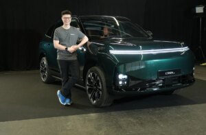 L-is-for-Luxury-first-seat-test-in-the-Xpeng.jpg