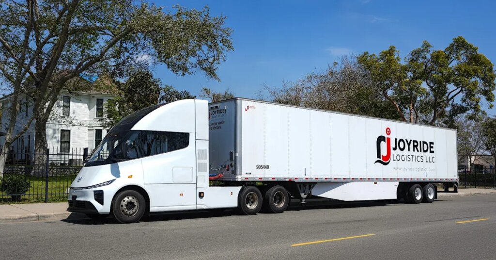 PGE-Gets-It-Electric-Semi-Trailers-Provide-HEAVY-Backup-to-the.jpg
