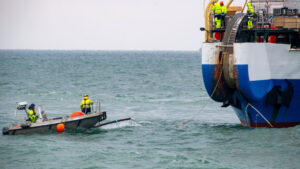 The-Internets-Underwater-Backbone-Is-Slipping-Into-the-Danger-Zone.jpg