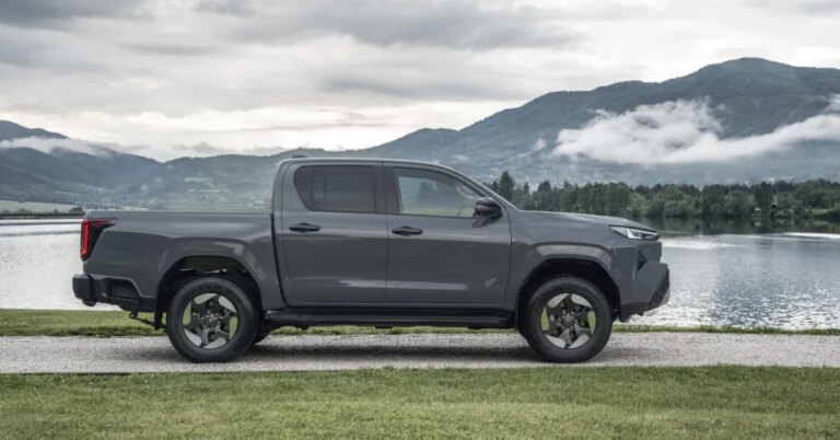 Toyota-gets-green-light-for-new-electric-vehicle-built-to.jpeg